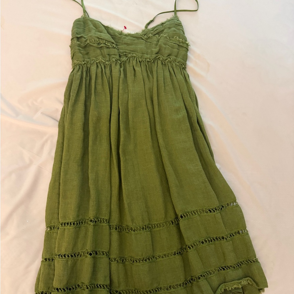 Green Sleeveless Summer Dress